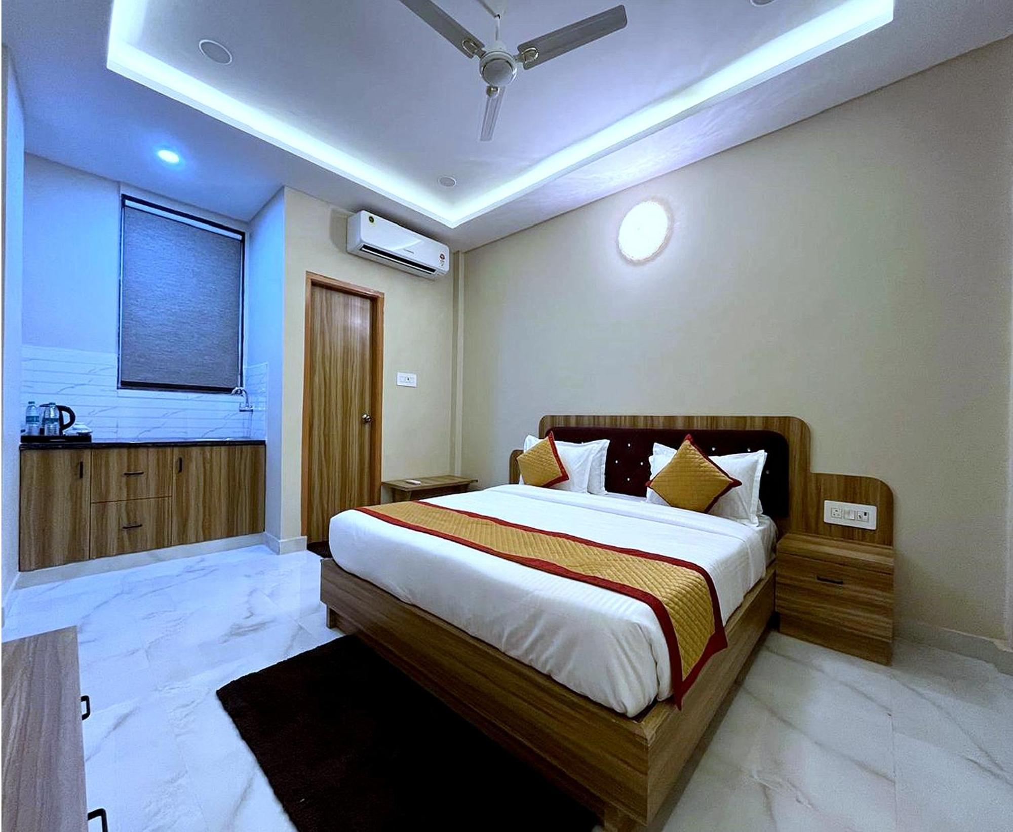 Hotel Vrinda Niddhivan ! Fully Ac, Prem Mandir At Walking Distance ! Just Near The Iskcon Temple Vrindavan Luaran gambar
